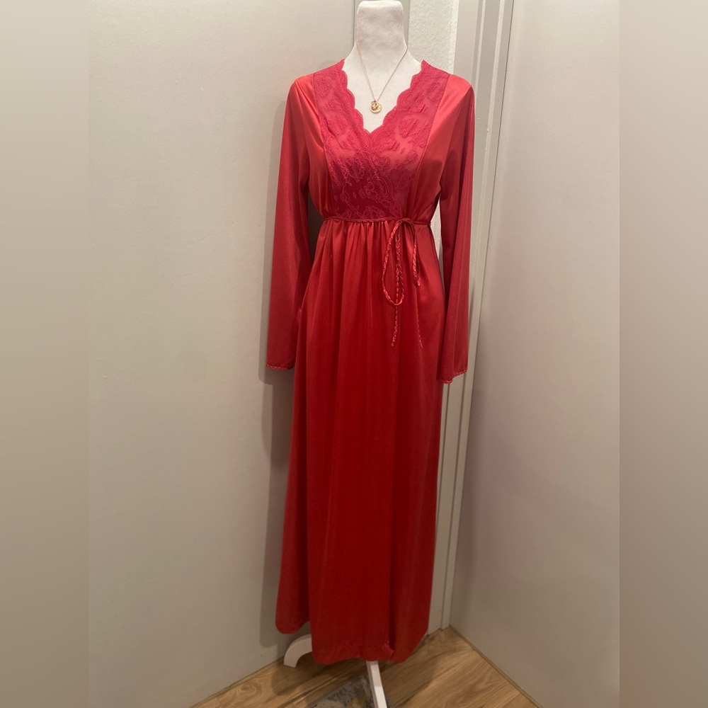 VTG Gilead 70s Fuchsia Hot Pink Deep V-Neck Lace Trim Maxi Wrap Dress Robe - S - Picture 15 of 16